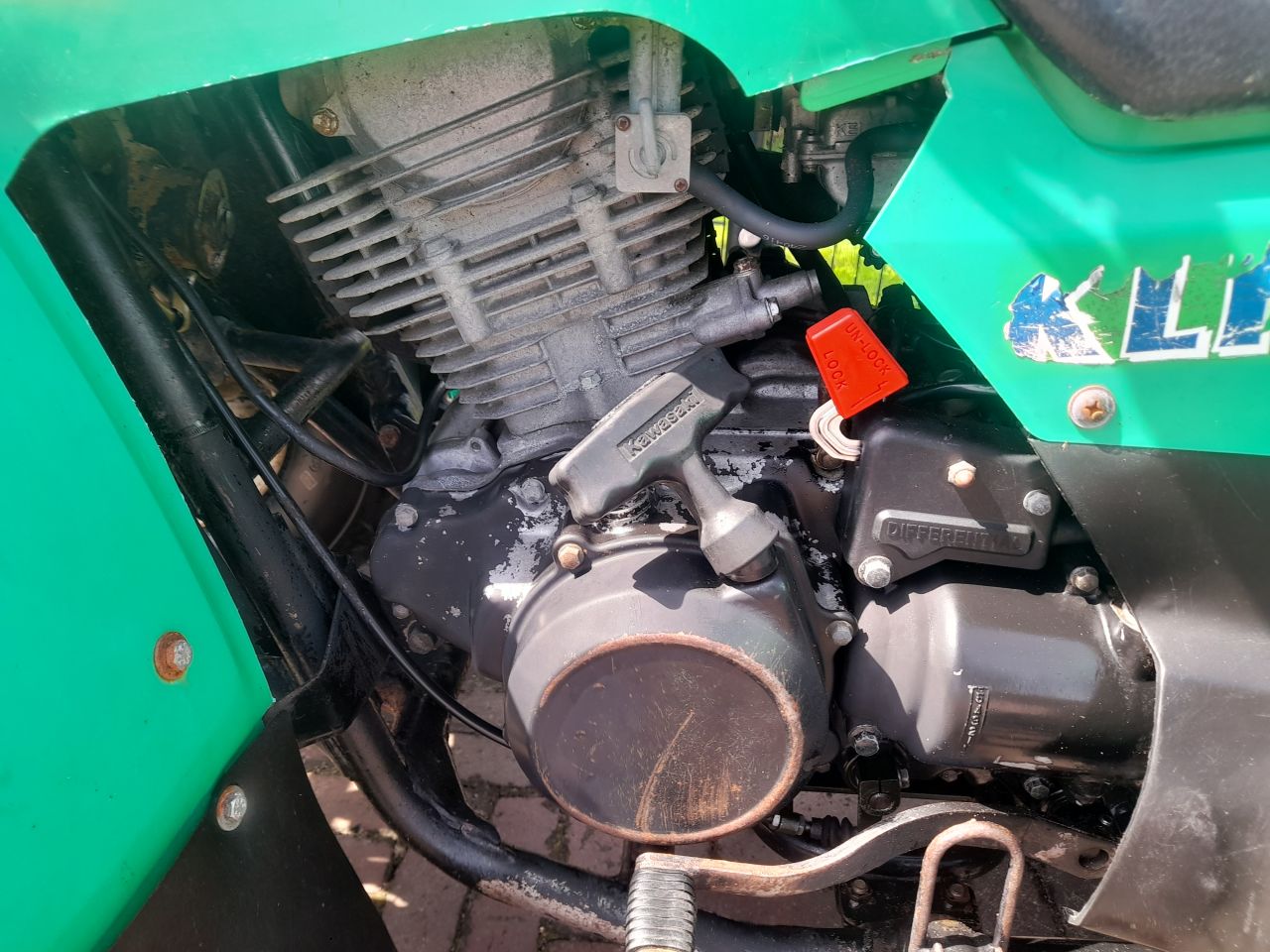 Kawasaki KLF 300 Quad landbouwquad