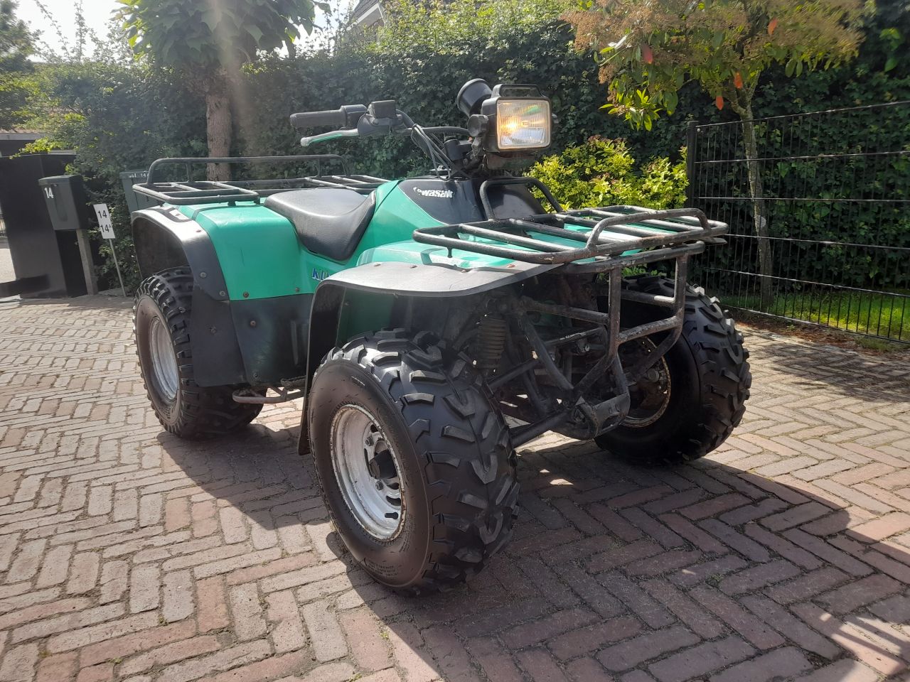 Kawasaki KLF 300 Quad landbouwquad
