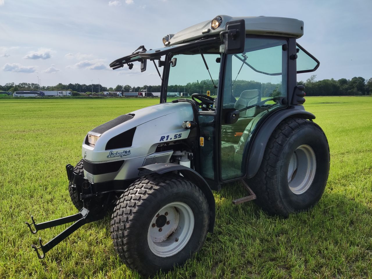 LAMBORGHINI tractor (type R1.55, 52 pk, 4WD, cabine, 3.556 uur)