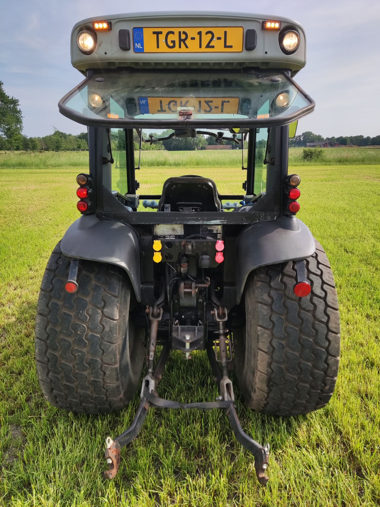 LAMBORGHINI tractor (type R1.55, 52 pk, 4WD, cabine, 3.556 uur)