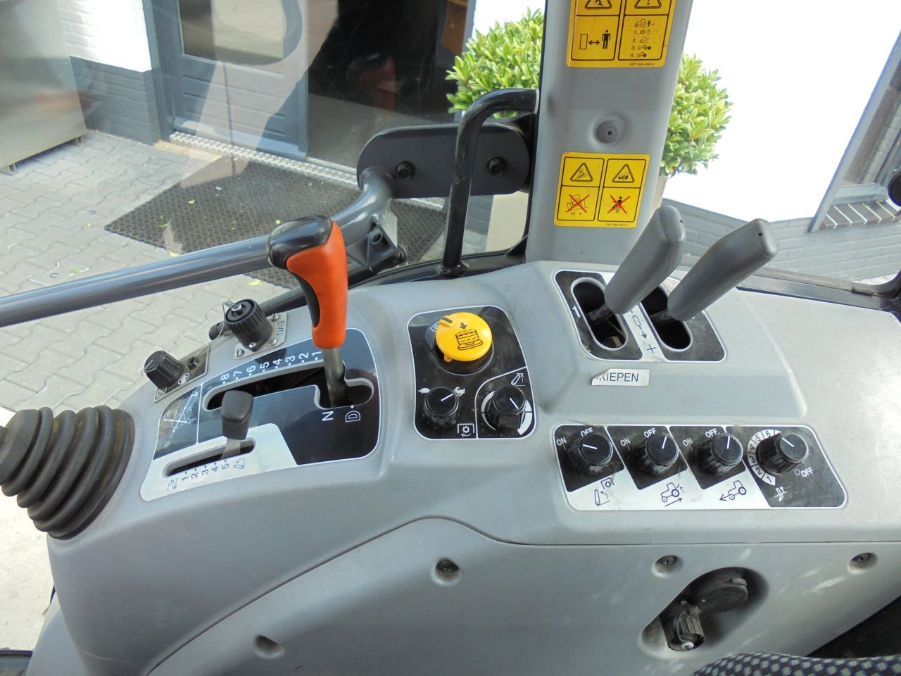 Iseki TG6375
