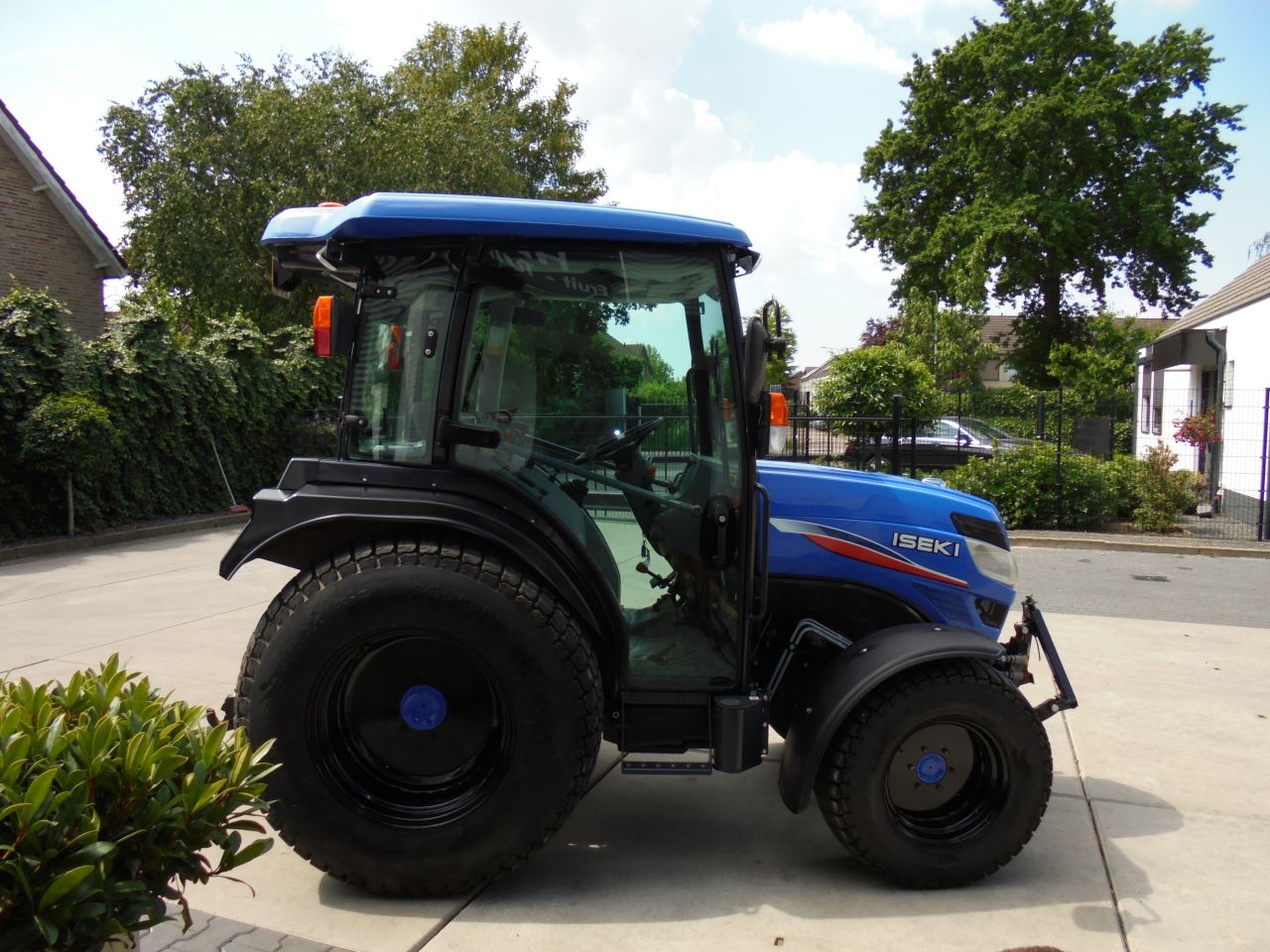 Iseki TG6375