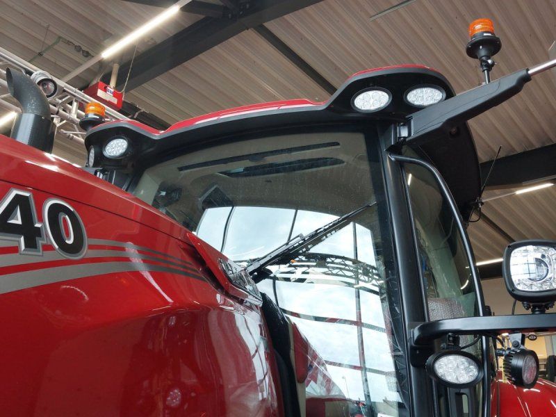 Case IH TUM 340 CVX