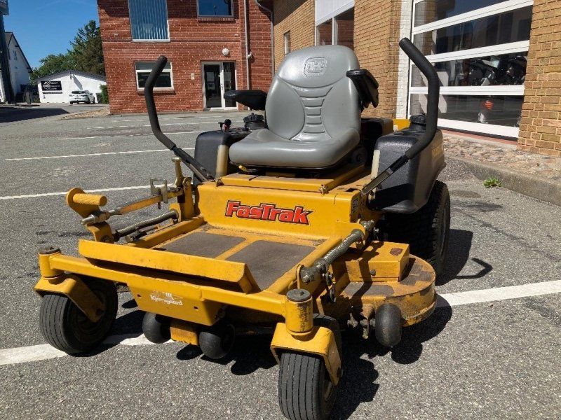 Hustler Fastrak 48