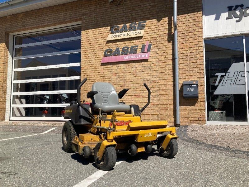 Hustler Fastrak 48