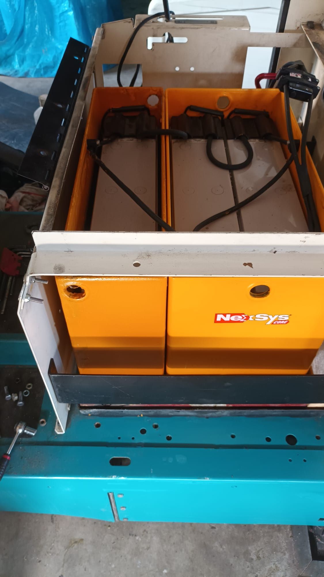 Gebruikte Tennant 6200 Industriële Veegmachine -nieuwe batterij!