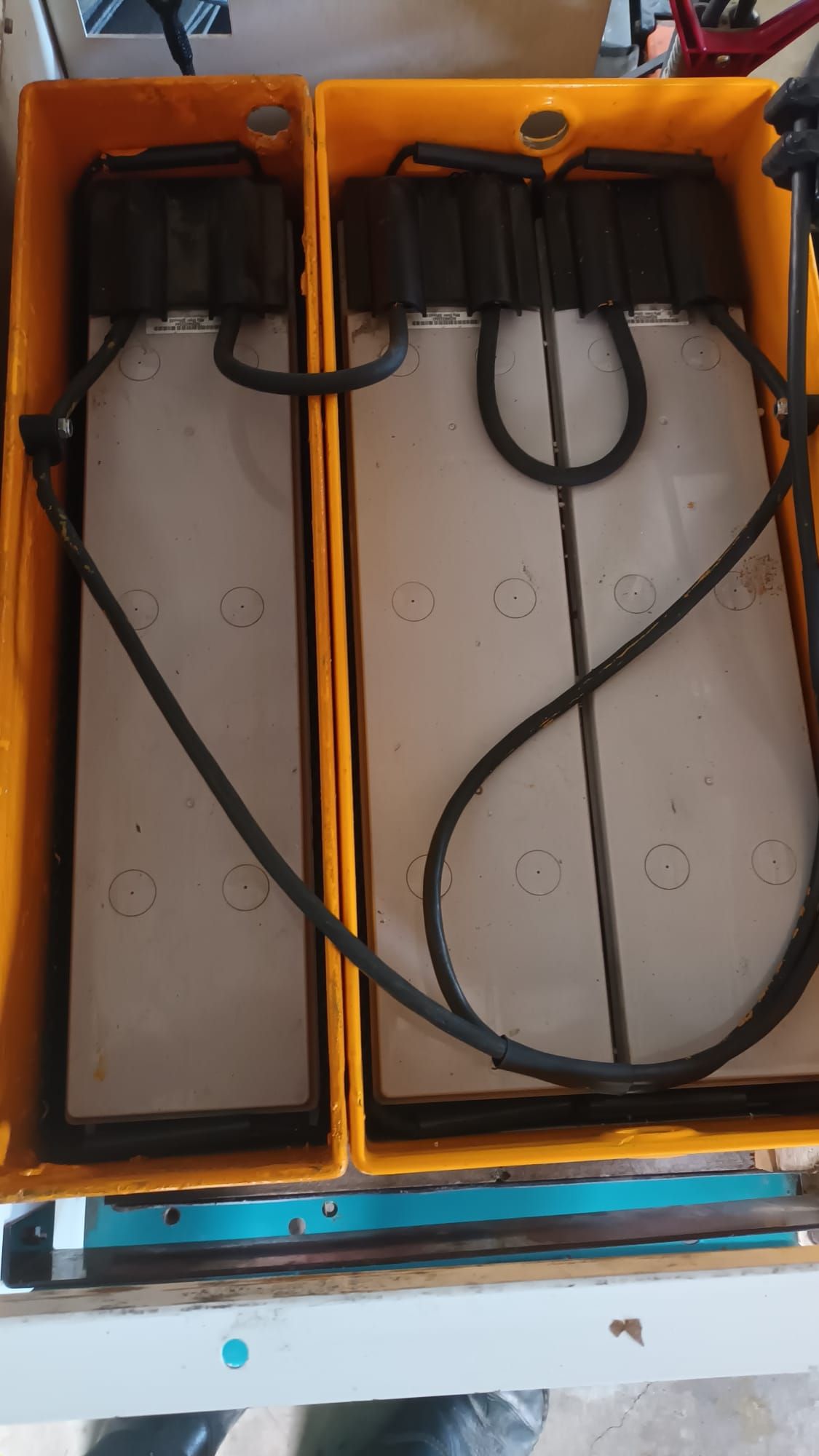 Gebruikte Tennant 6200 Industriële Veegmachine -nieuwe batterij!