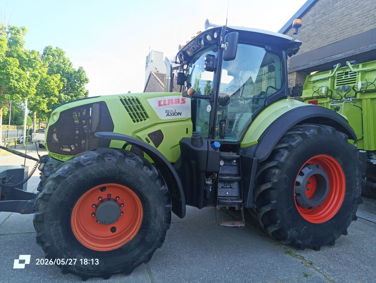Claas Axion 830