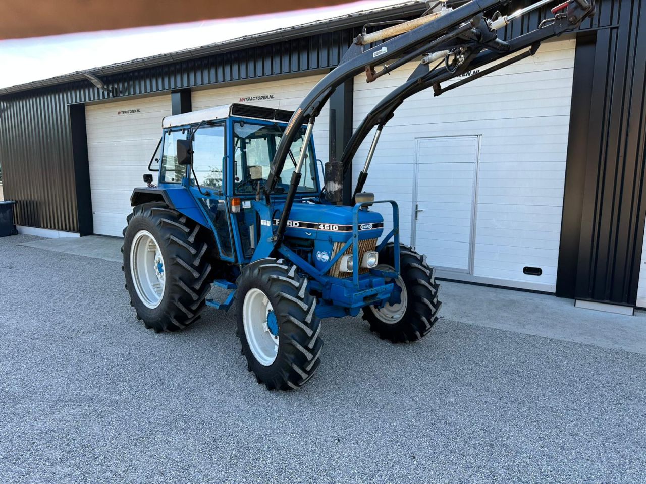 Ford 4610