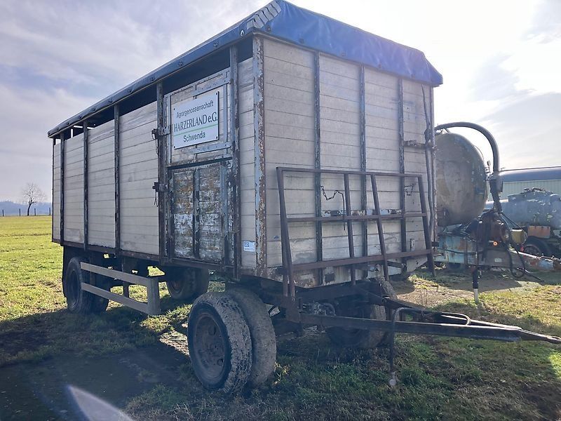 Fortschritt Viehanhänger mit Alu Bordwänden