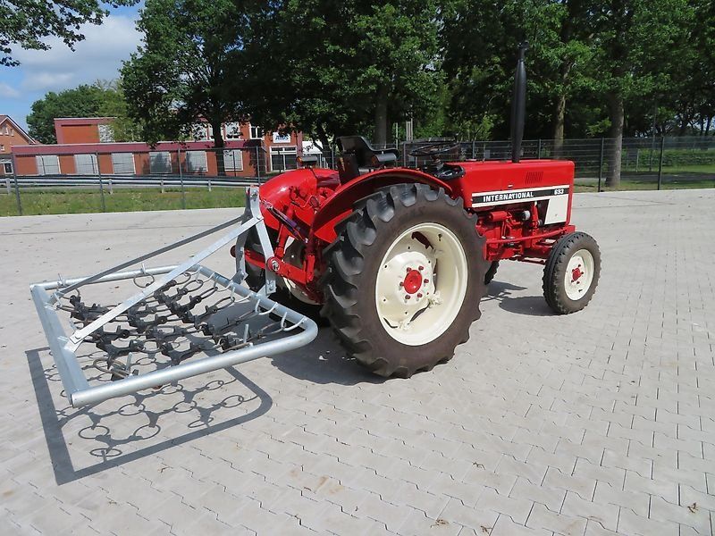 IHC 633E Plantagenschlepper 1A restauriert