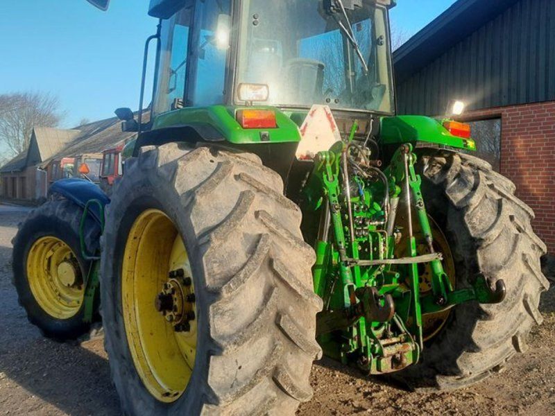John Deere 7800