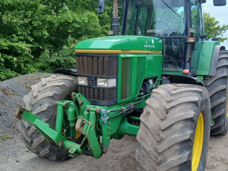 John Deere 7800