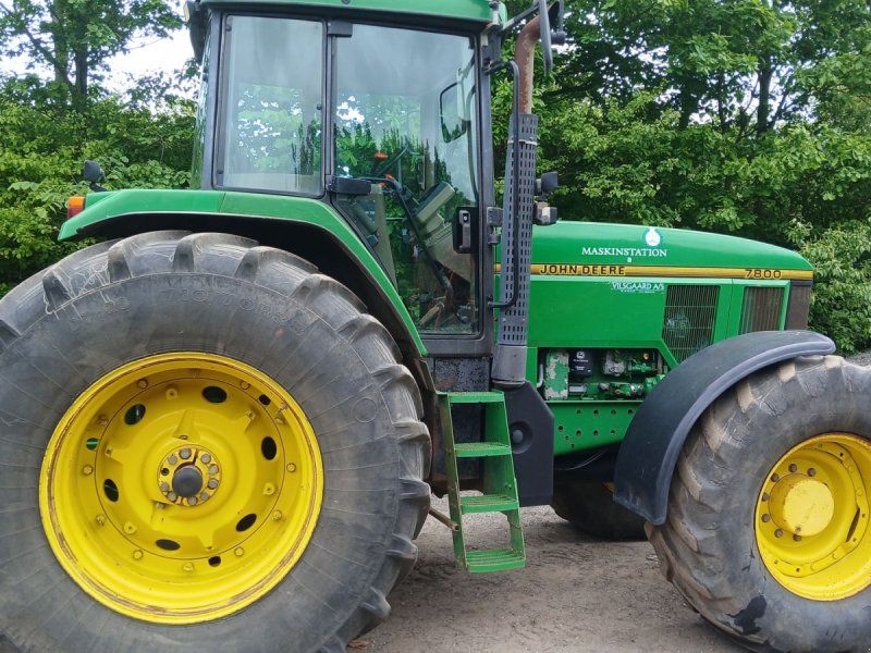 John Deere 7800