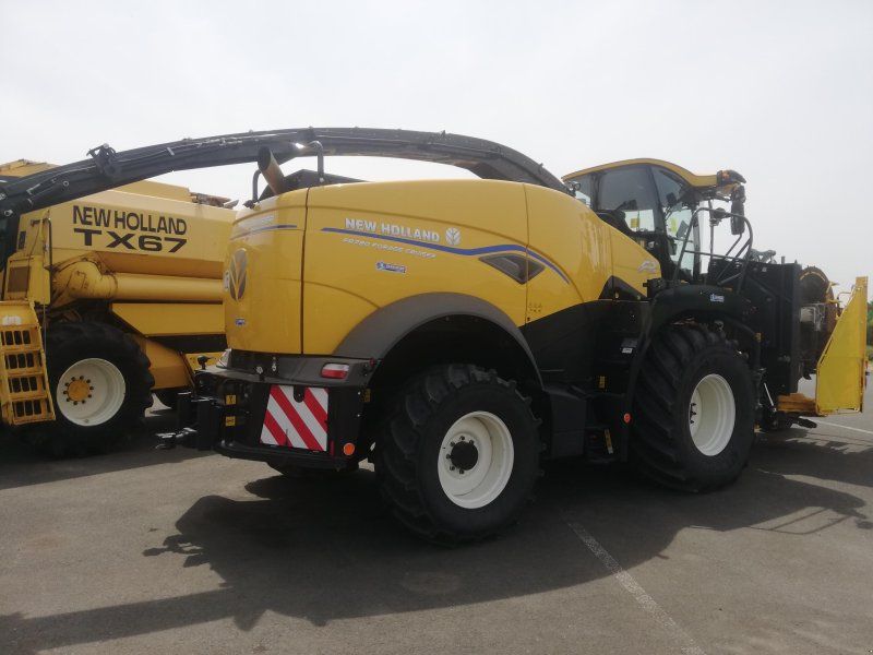 New Holland FR 780