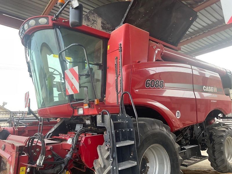 Case IH Axial Flow 6088
