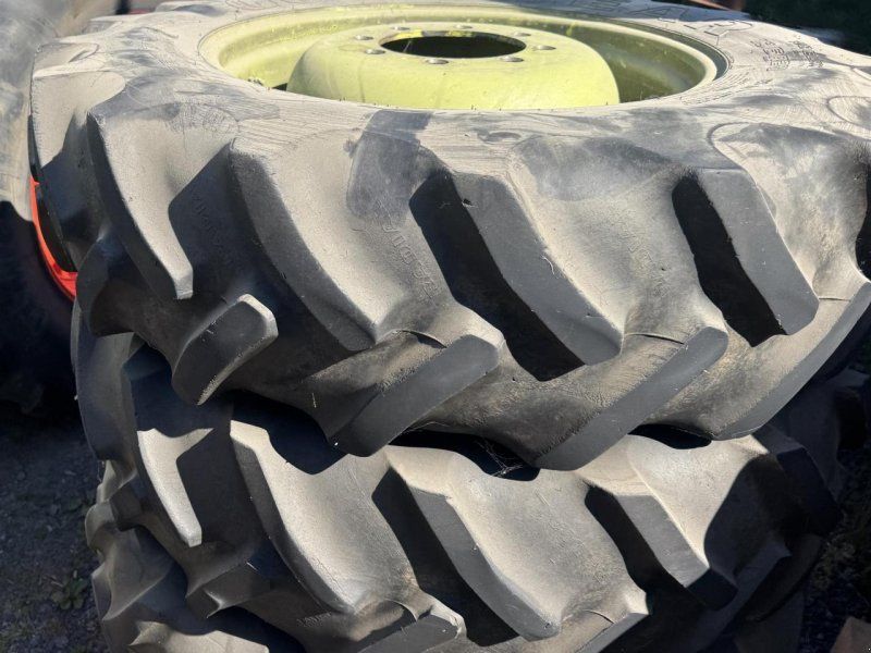 Goodyear 13.6R28 8-Loch 4-Stk.