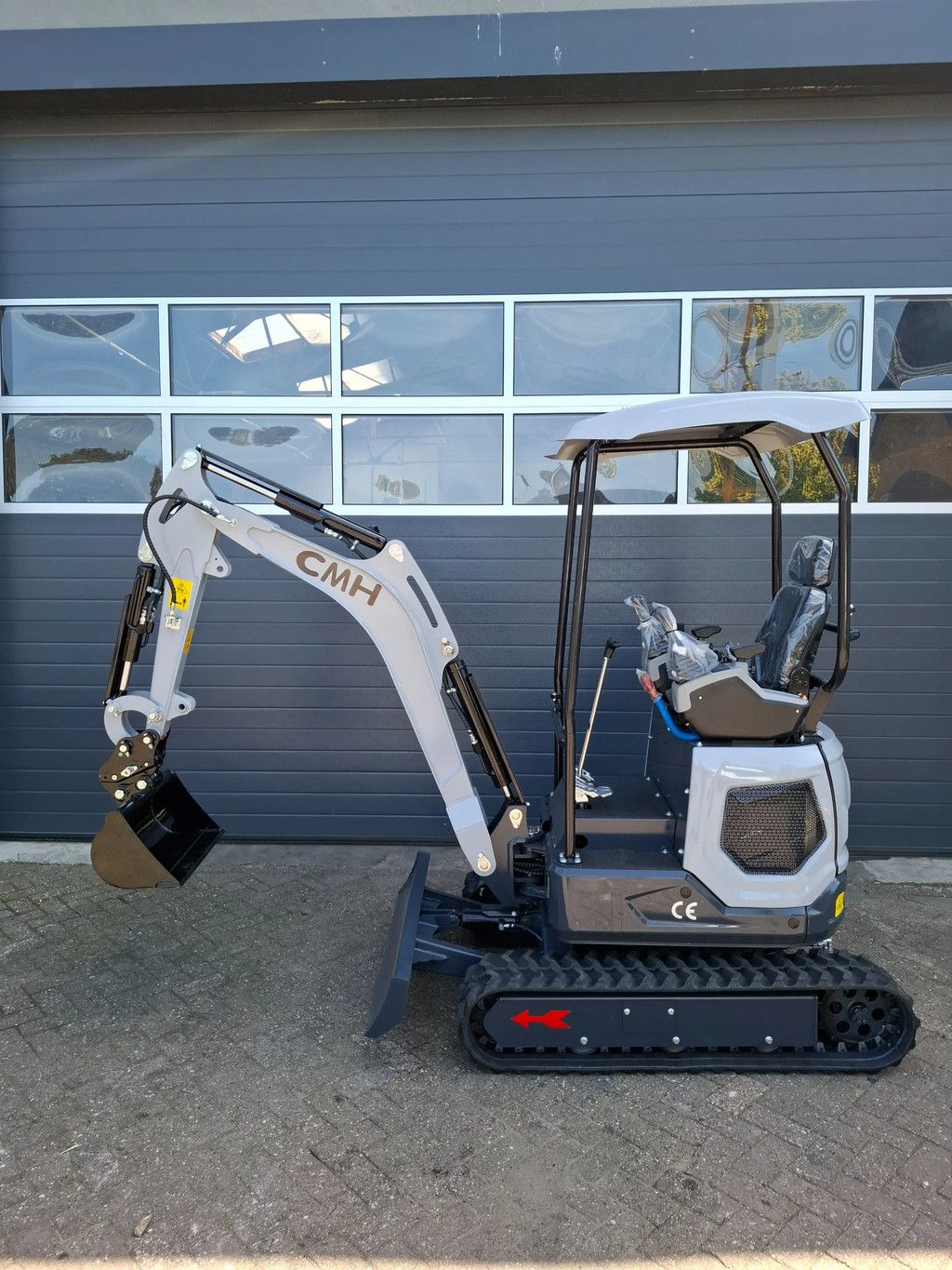 CMH LX18 Minigraver 1.8T Kubota D722