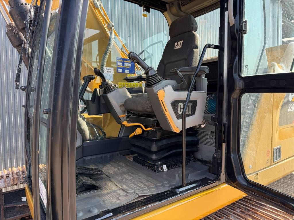 CAT 320GC 07B