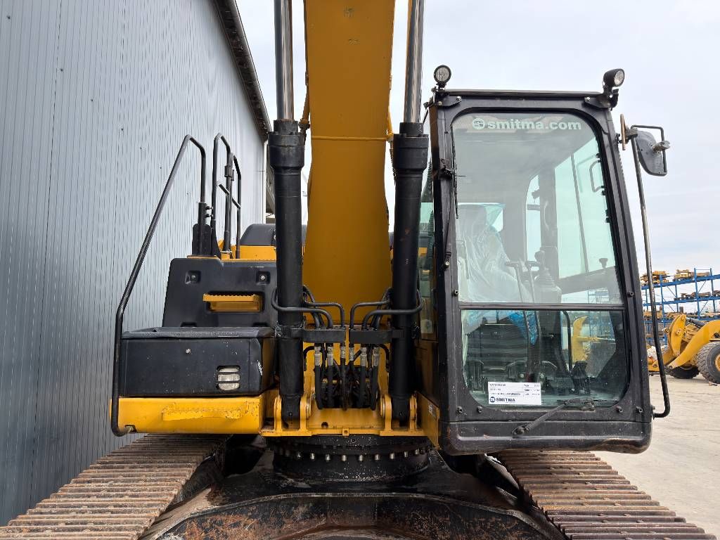 CAT 323EL VA