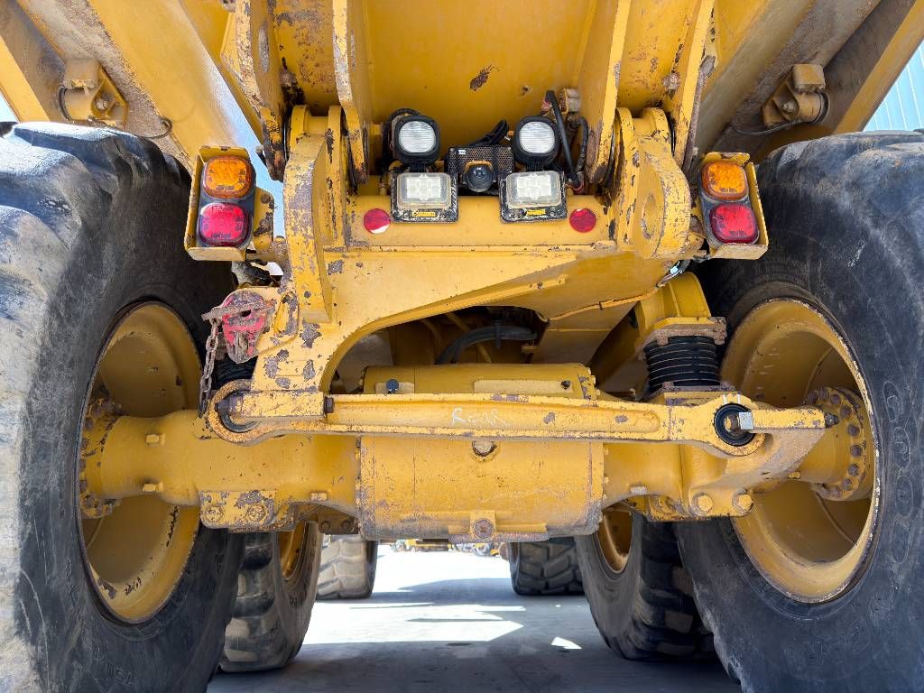 CAT 730C2