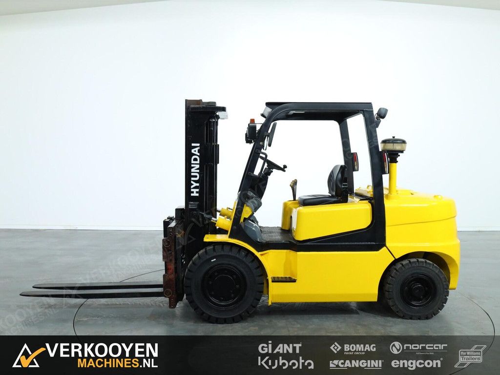 2008 Hyundai 45DS-7 VK9830
