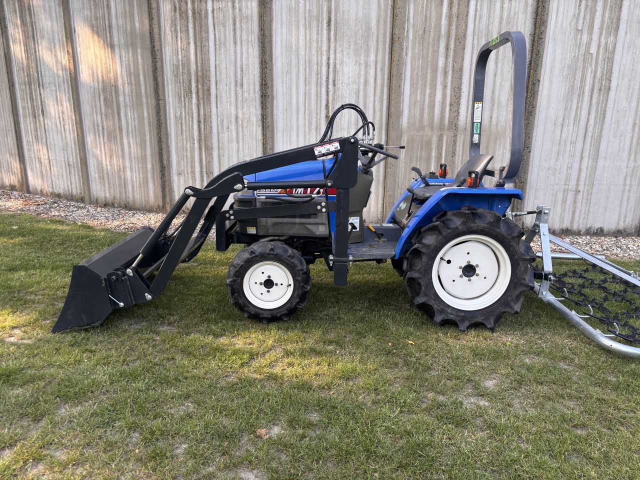 Iseki TM17 4WD met voorlader - nette staat - incl onderhoud
