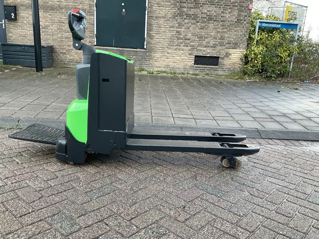 CESAB P220 2000KG PALLETAGEN / HEFTRUCK