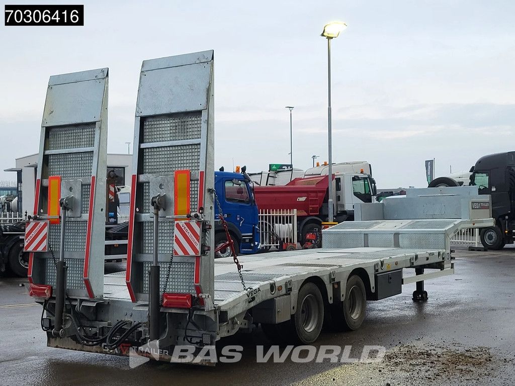 Vega 2 Axle Lowbed 2 Achsen NEW 2 Axle Lowbed