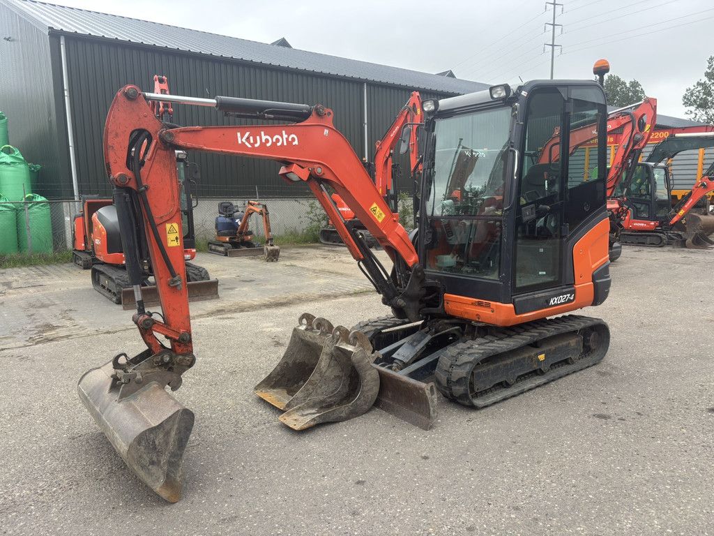 KUBOTA KX027-4