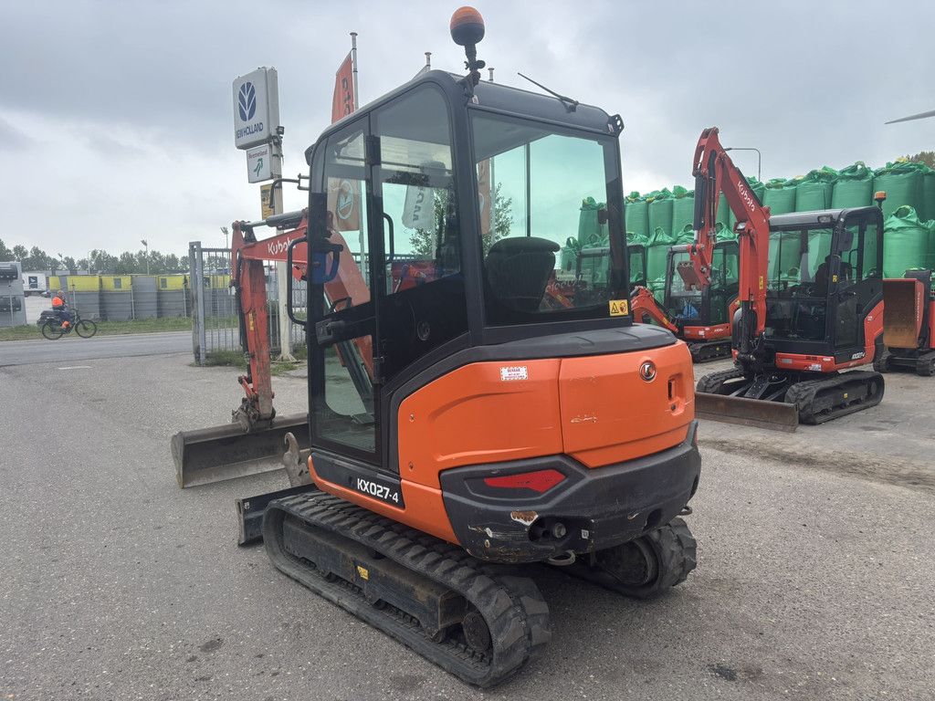 KUBOTA KX027-4