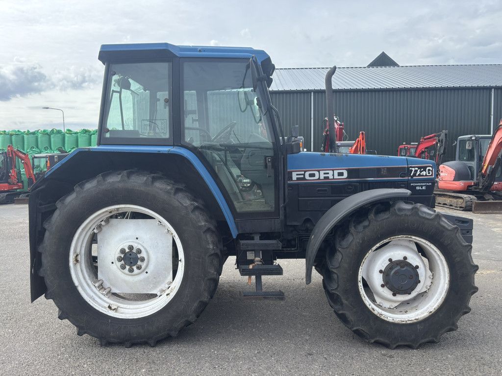 NEW HOLLAND 7740