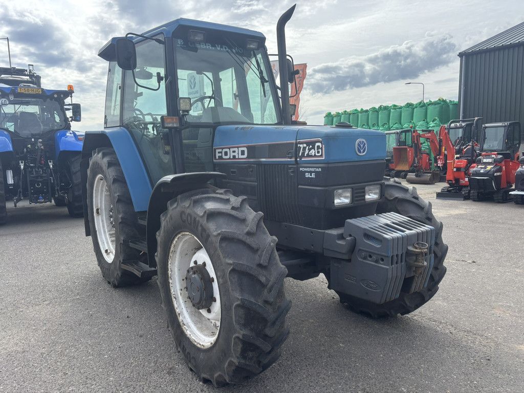 NEW HOLLAND 7740