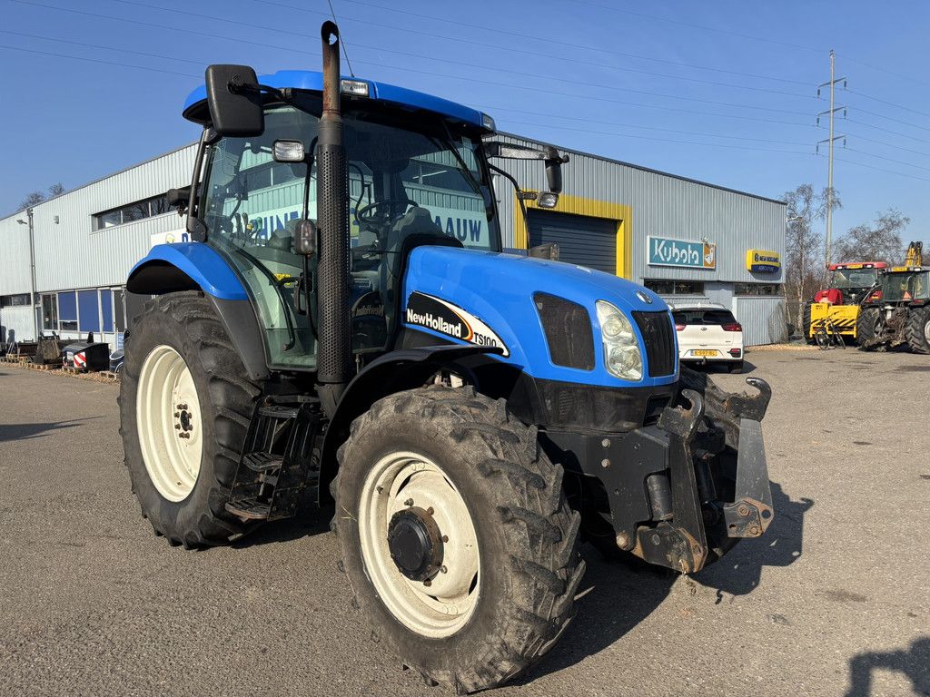 NEW HOLLAND TS100A