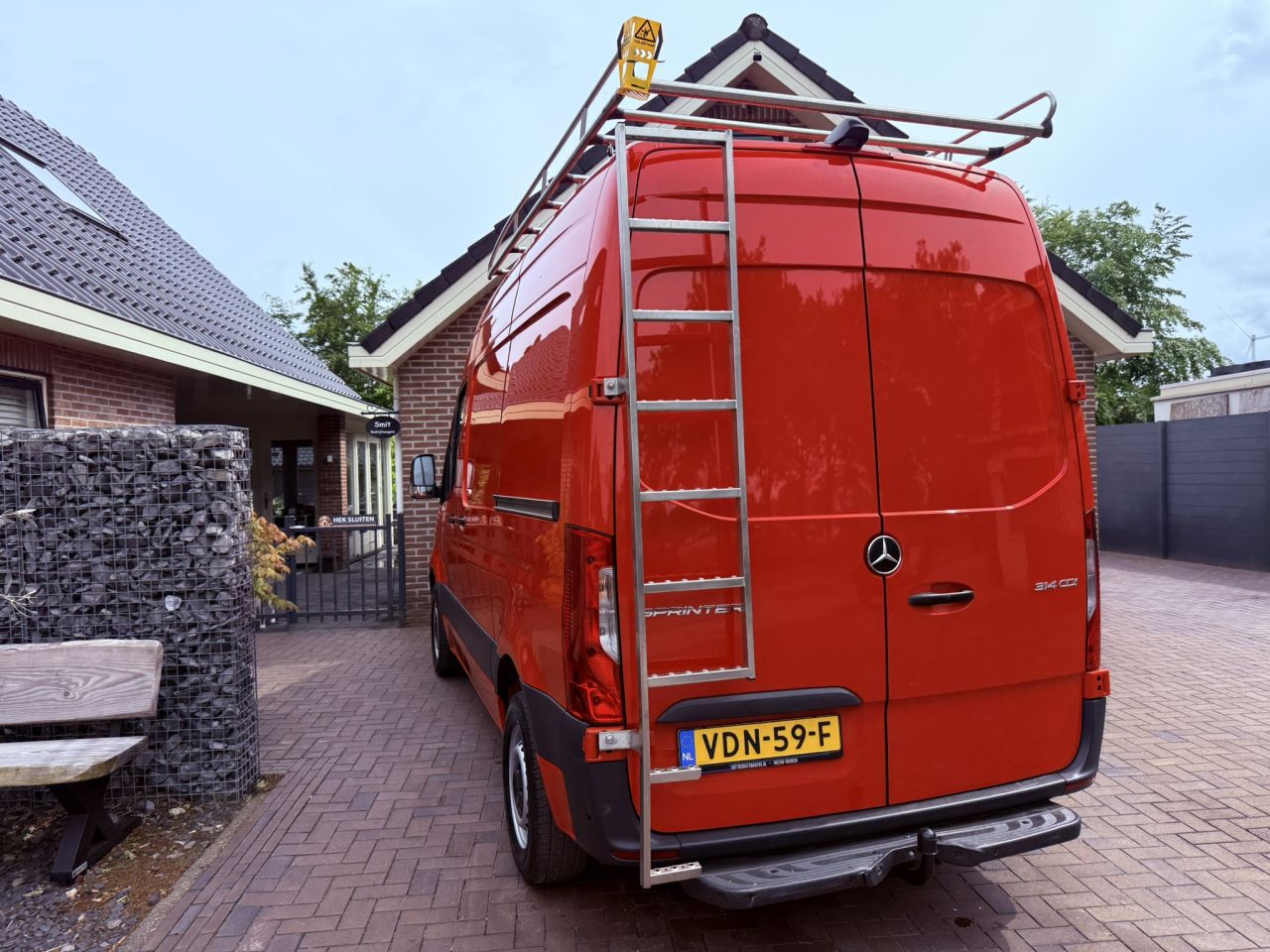 Mercedes Sprinter Sortimo servicebus L1 H2 Victron omvormer