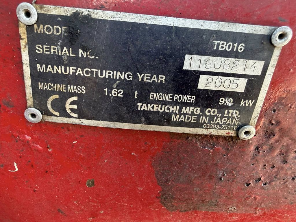 Takeuchi TB 016 Graafmachine
