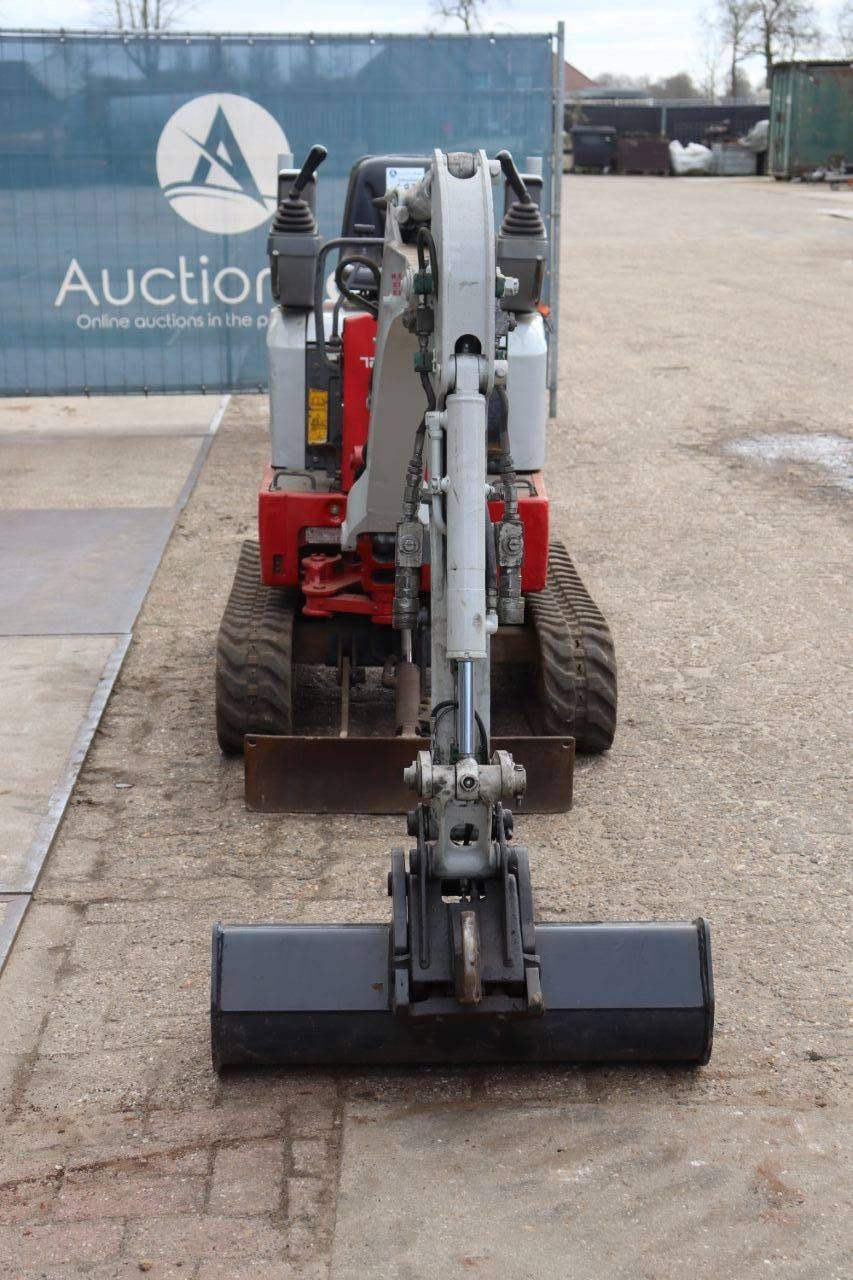 Mini excavator Takeuchi TB210R Diesel 2016