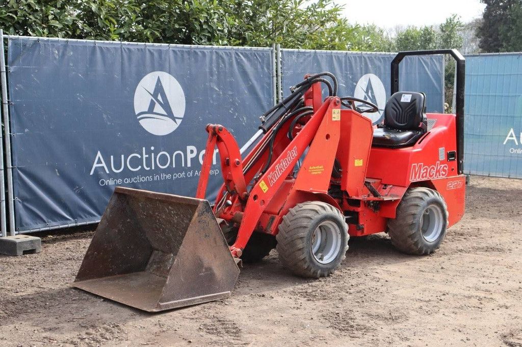 Wiellader Macks 227 Diesel 2009