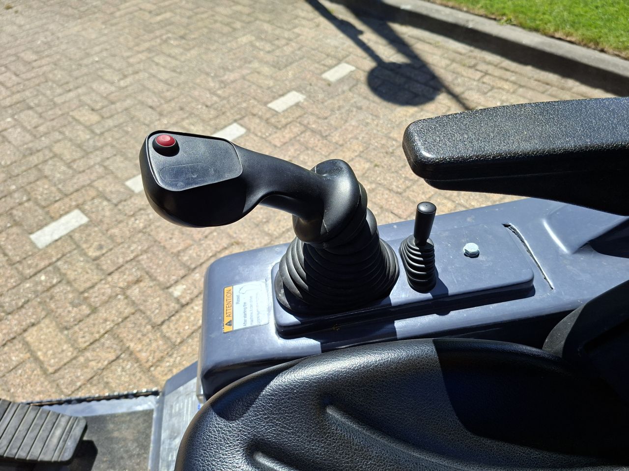 Eurotrac W10 zeer compacte shovel / kniklader - Lease evt.