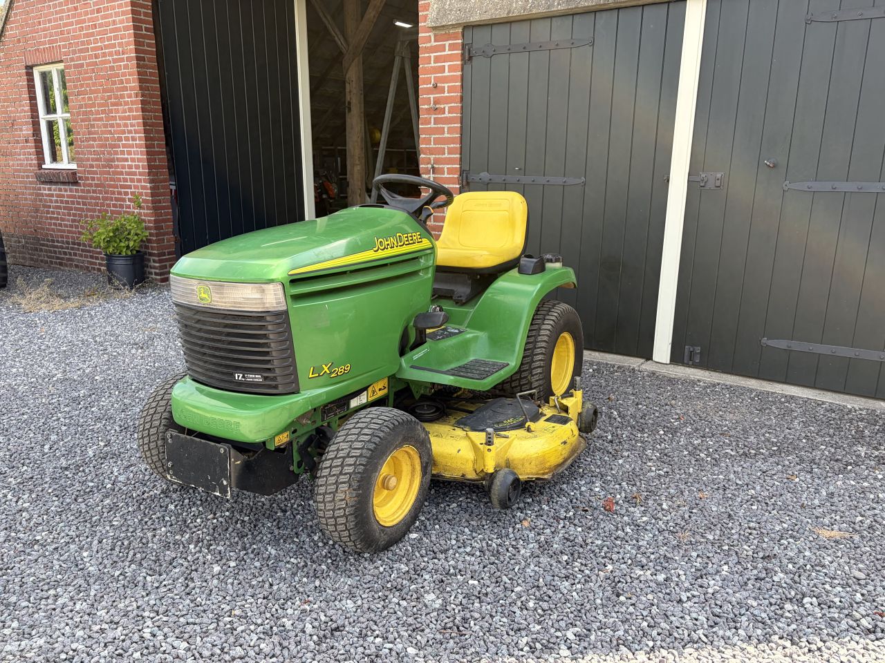 John Deere LX 289 zitmaaier