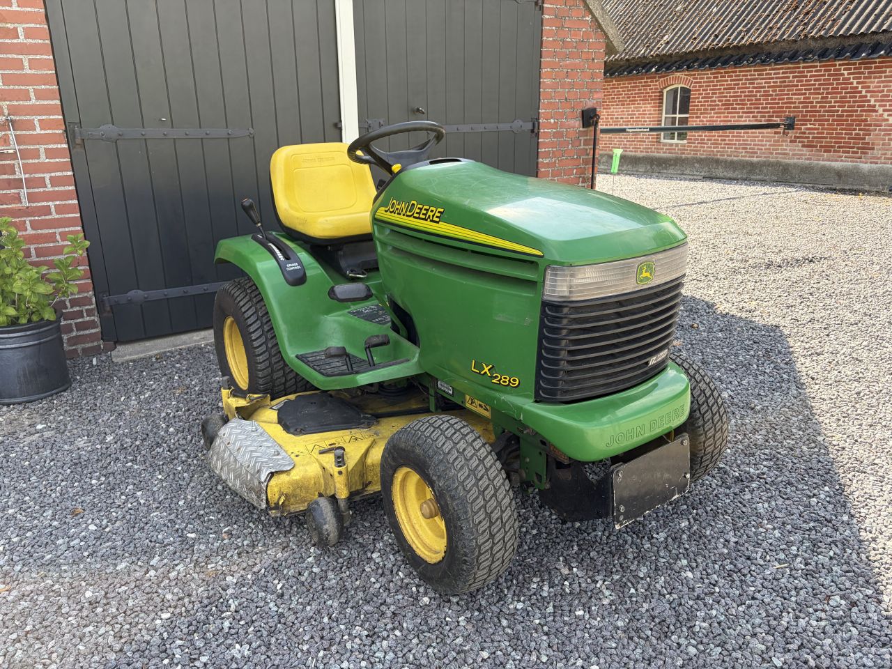John Deere LX 289 zitmaaier