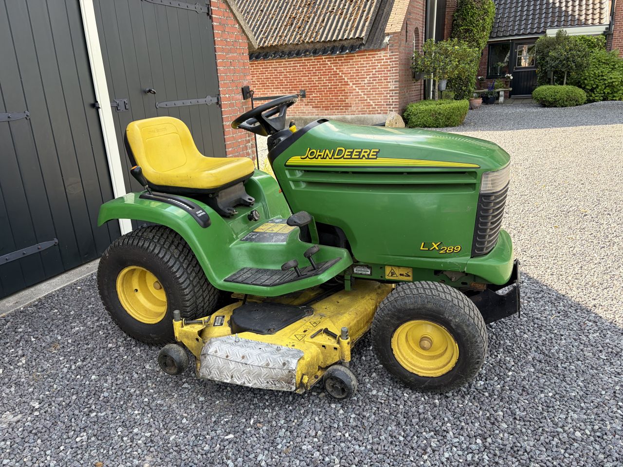 John Deere LX 289 zitmaaier