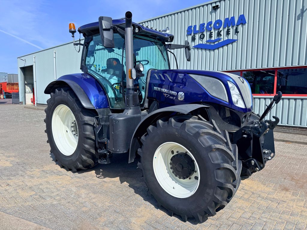 New Holland T7.195S Stage V Blue Power