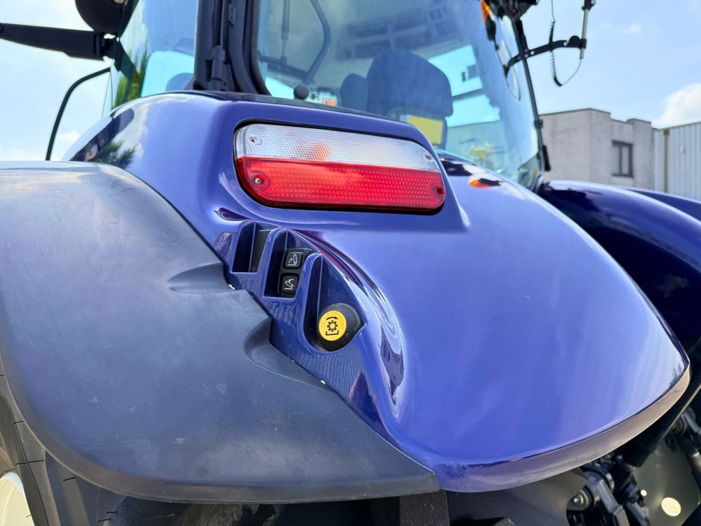 New Holland T7.195S Stage V Blue Power