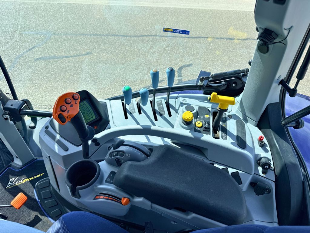 New Holland T7.195S Stage V Blue Power