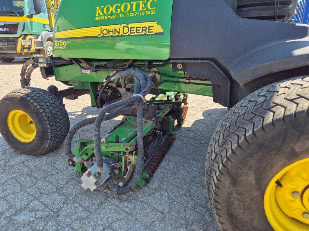 Zitmaaier John Deere 8700 PC FM Diesel