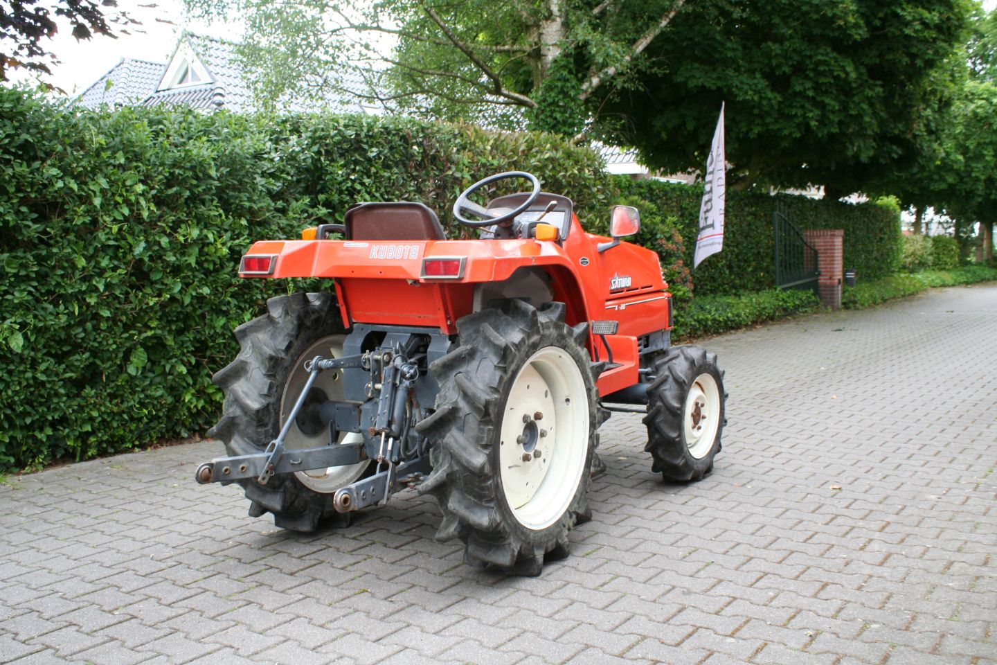 Kubota X-20