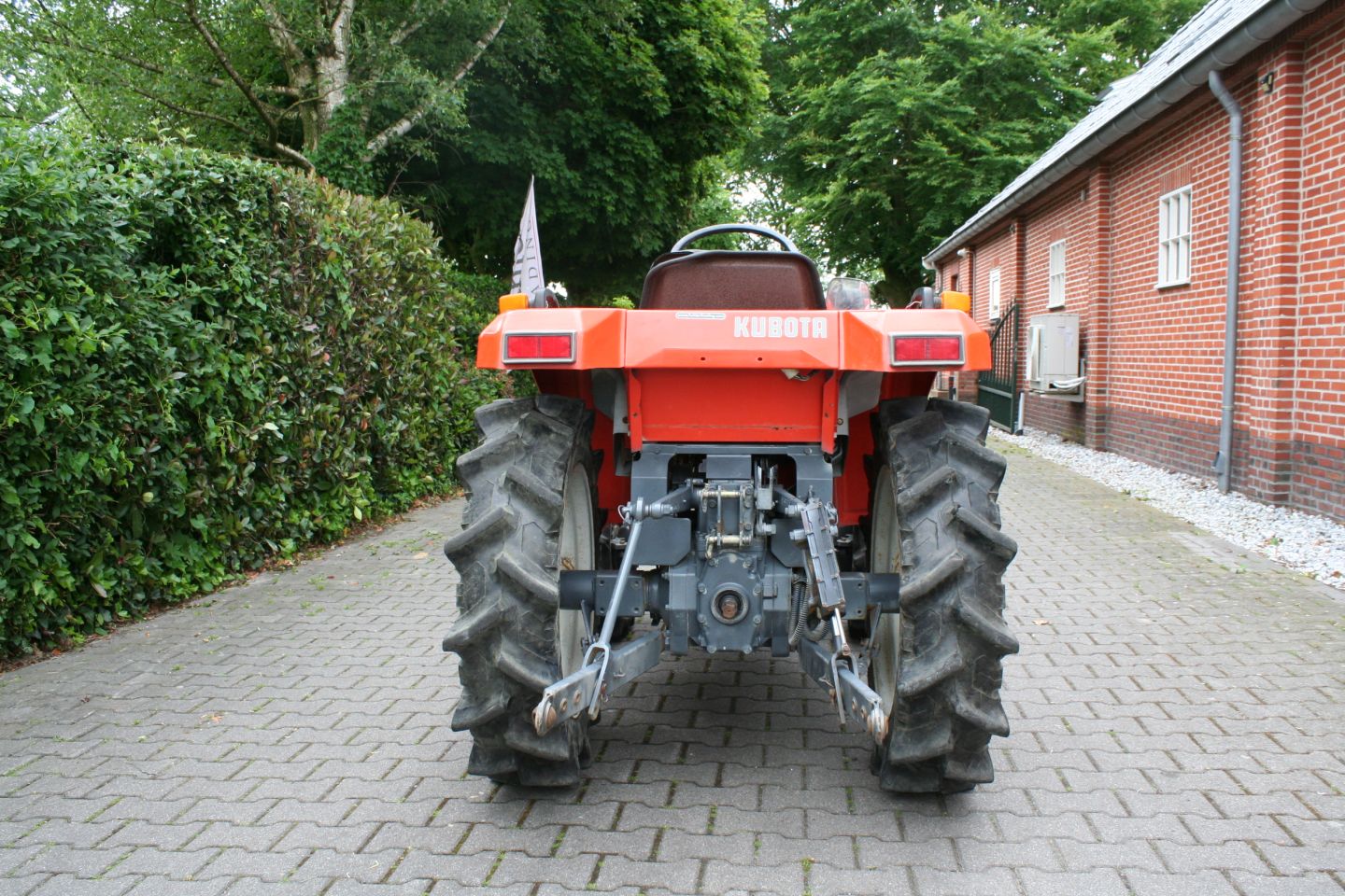 Kubota X-20