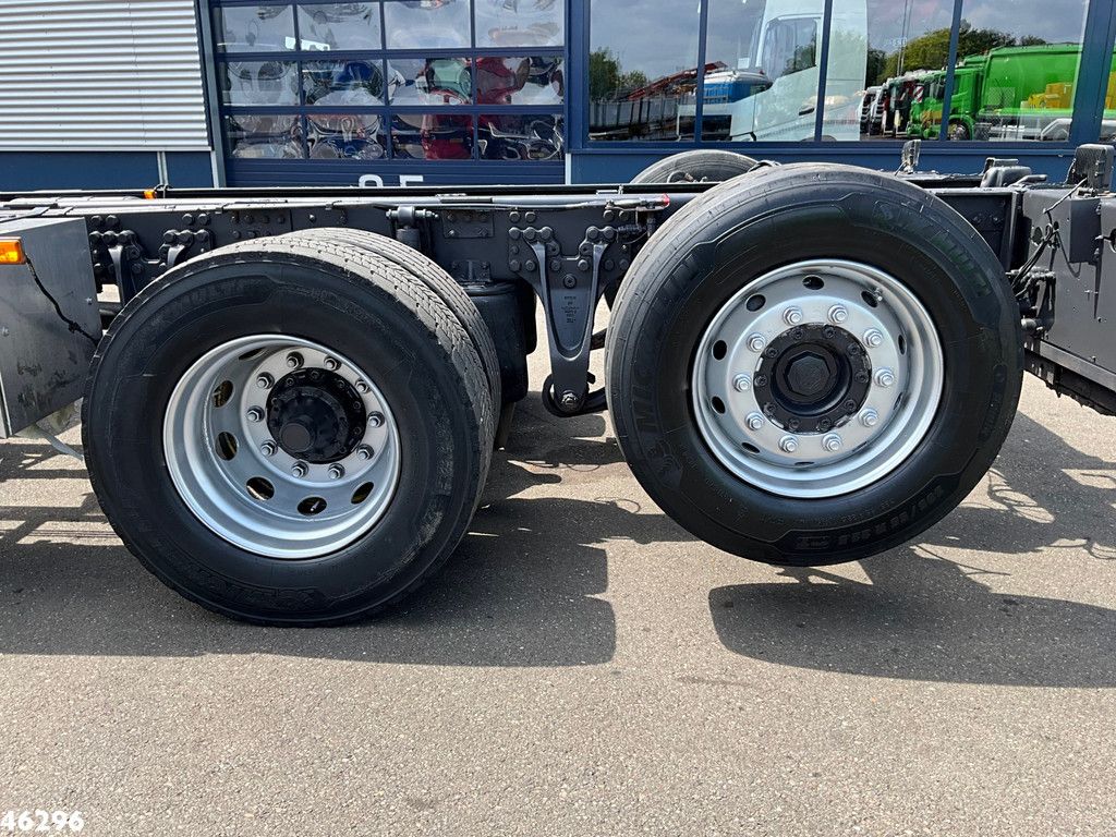 Scania P 360 6x2 Chassis cabine with PTO
