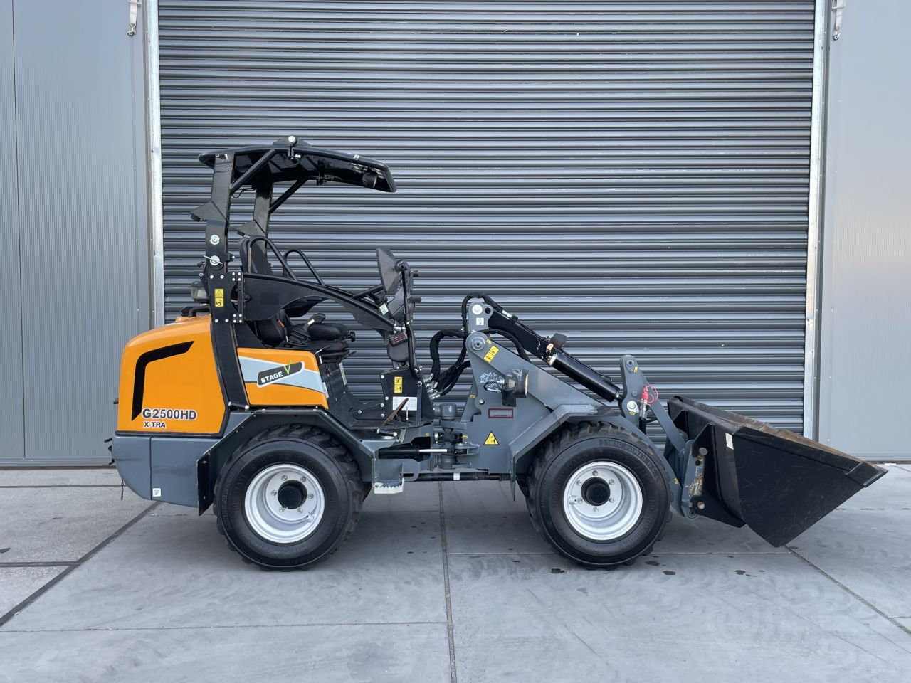 Giant G2500 X-tra HD